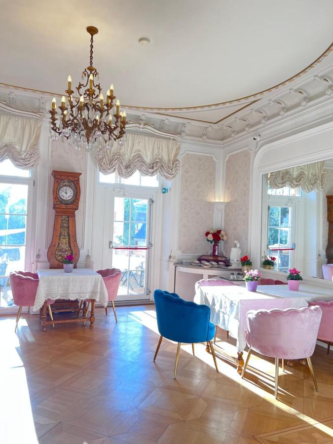 Le Manoir 2*