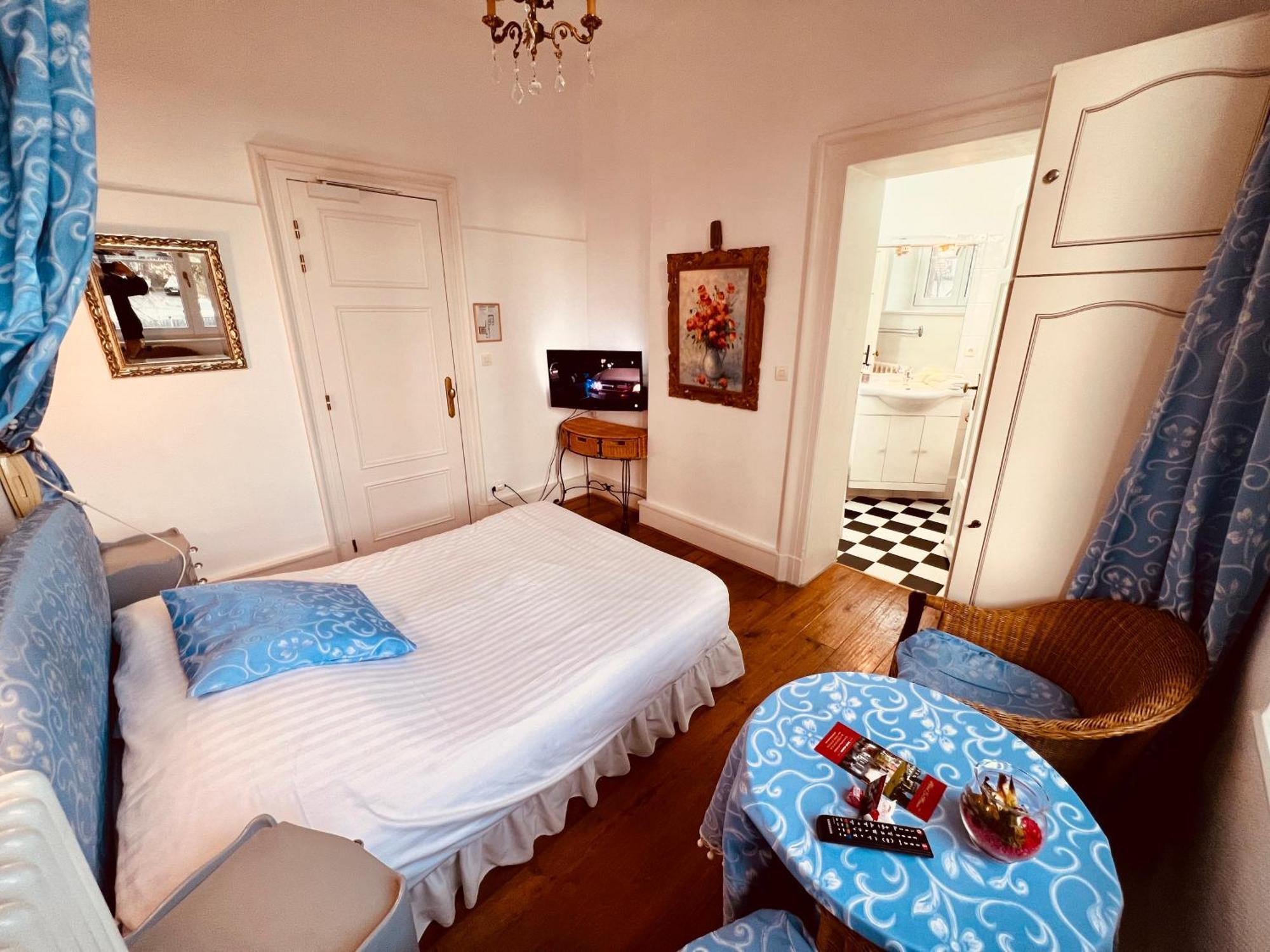 Hotel Le Manoir 2*